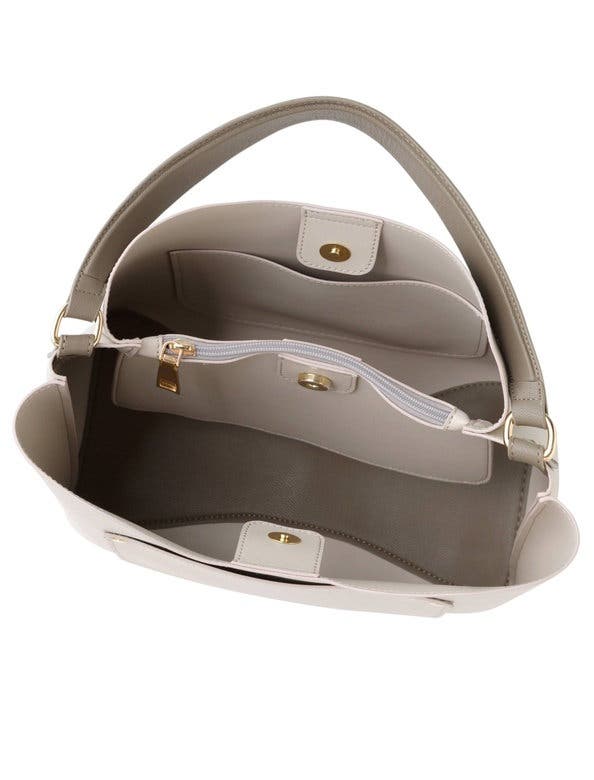 仕切りがあって使い勝手も◎