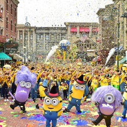 Usjハロウィーン パークがミニオン一色に 仮装モブ でゲスト700名ハチャメチャ熱狂 女子旅プレス