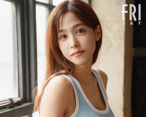 鷲見玲奈、圧巻ボディラインに釘付け 2年ぶり「FRIDAY」登場