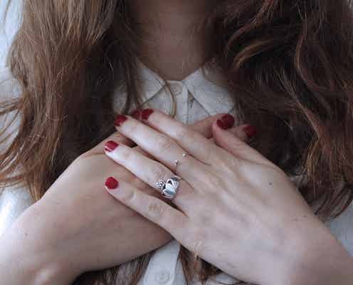 男だったら好きになっちゃう“あざと仕草”ベスト5│マスターしてみて