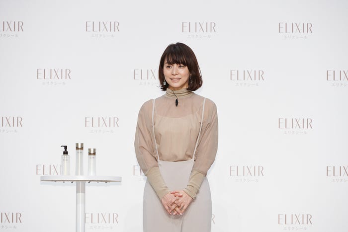 石田ゆり子(提供写真)