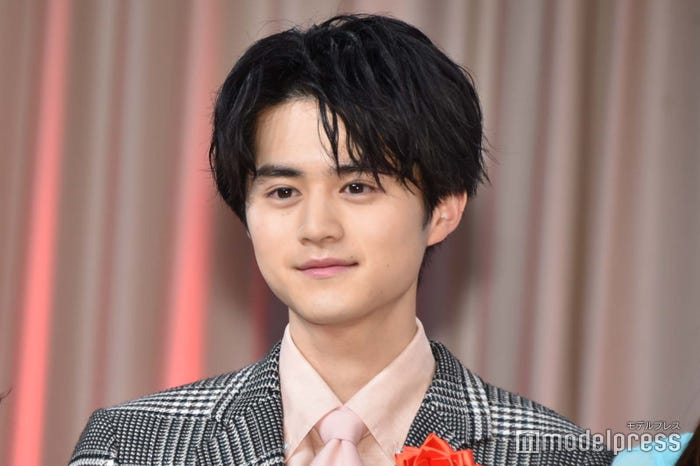 鈴鹿央士 (C)モデルプレス