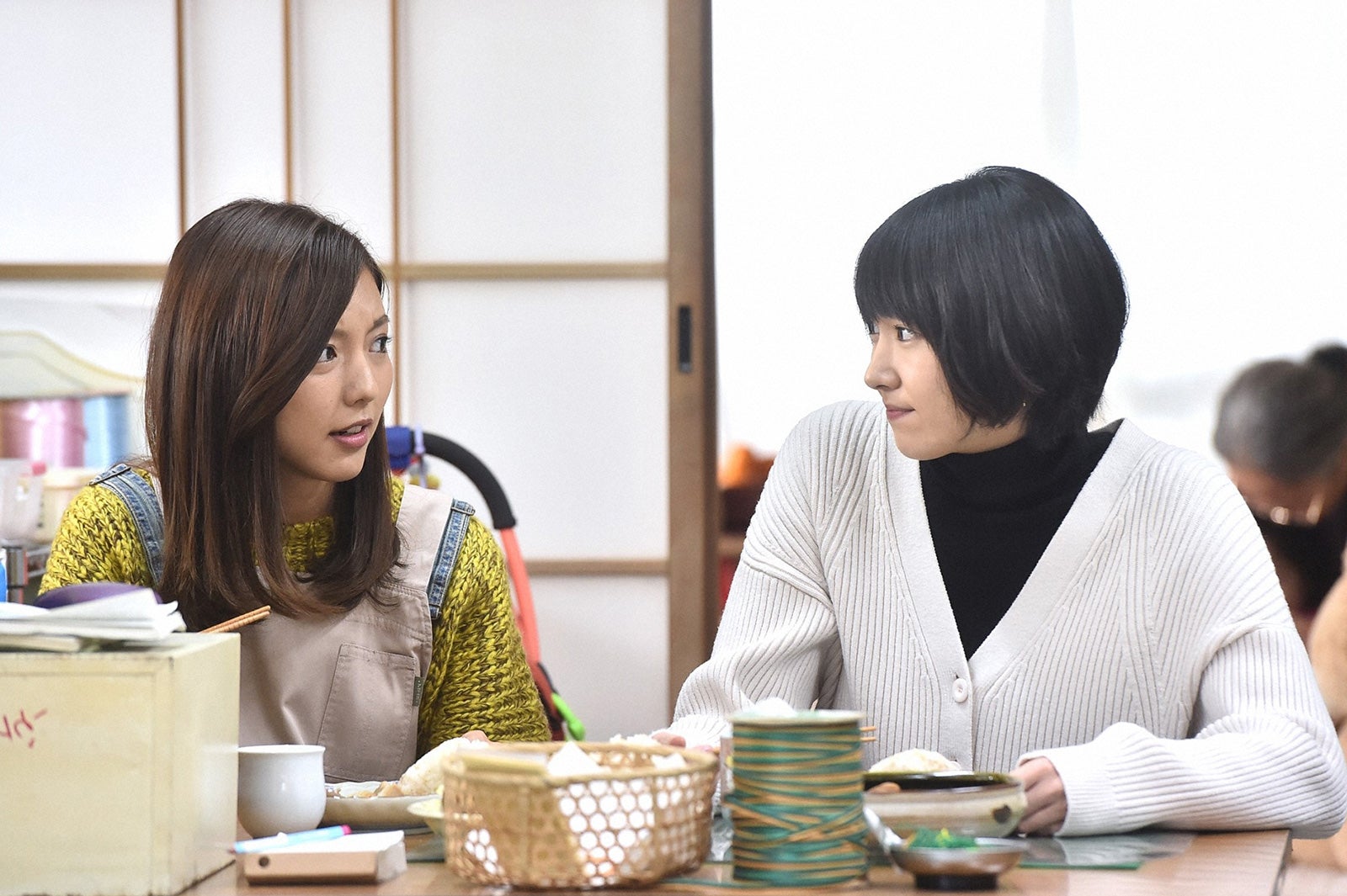 真野恵里菜、新垣結衣「逃げるは恥だが役に立つ」第7話・場面カット（C）TBS