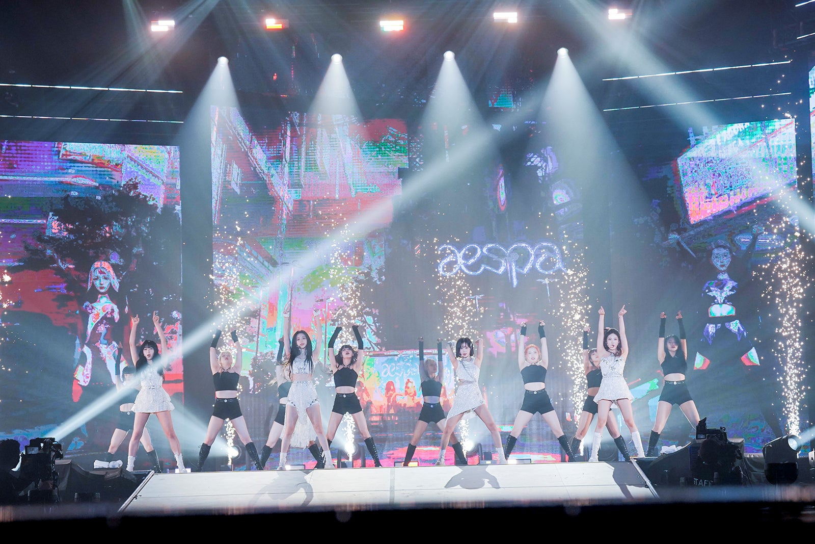 aespa／撮影：上飯坂一