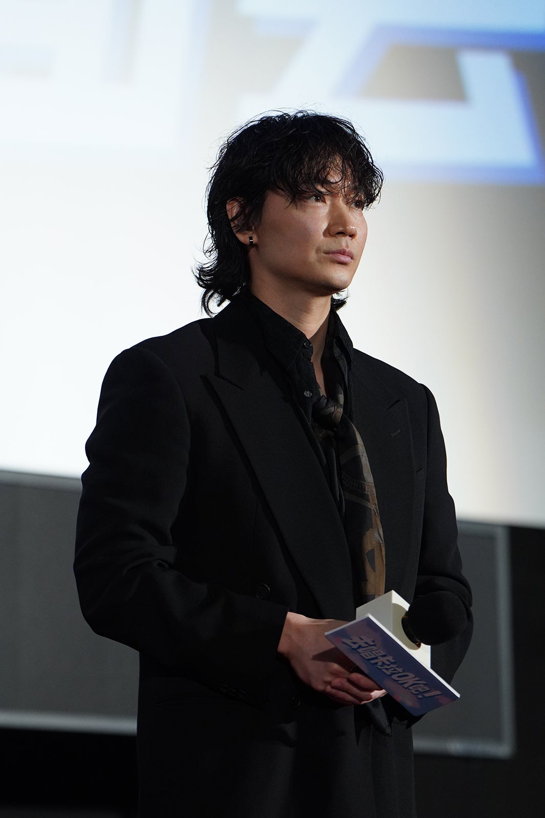 綾野剛／上海舞台挨拶の様子『カラオケ行こ！』
Blu-ray＆DVD発売中
発売・販売：KADOKAWA（C）2024『カラオケ行こ！』製作委員会