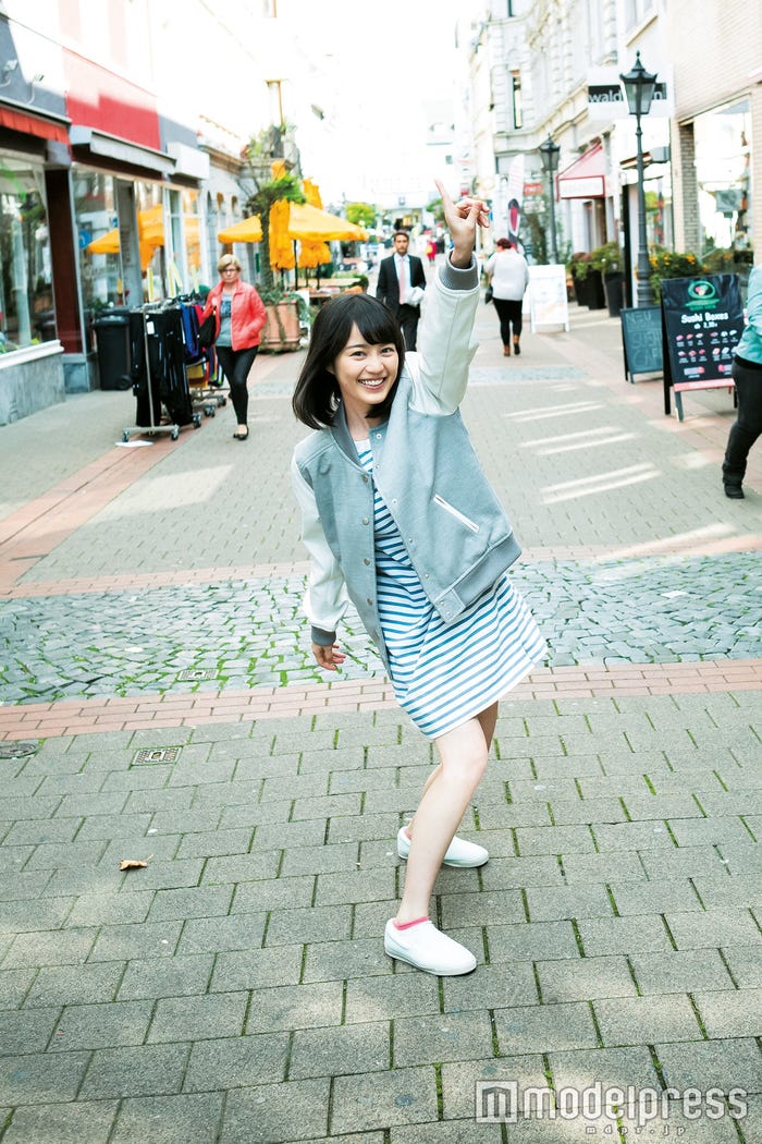 生田絵梨花ファースト写真集『転調』(C)細居幸次郎/週刊ヤングジャンプ