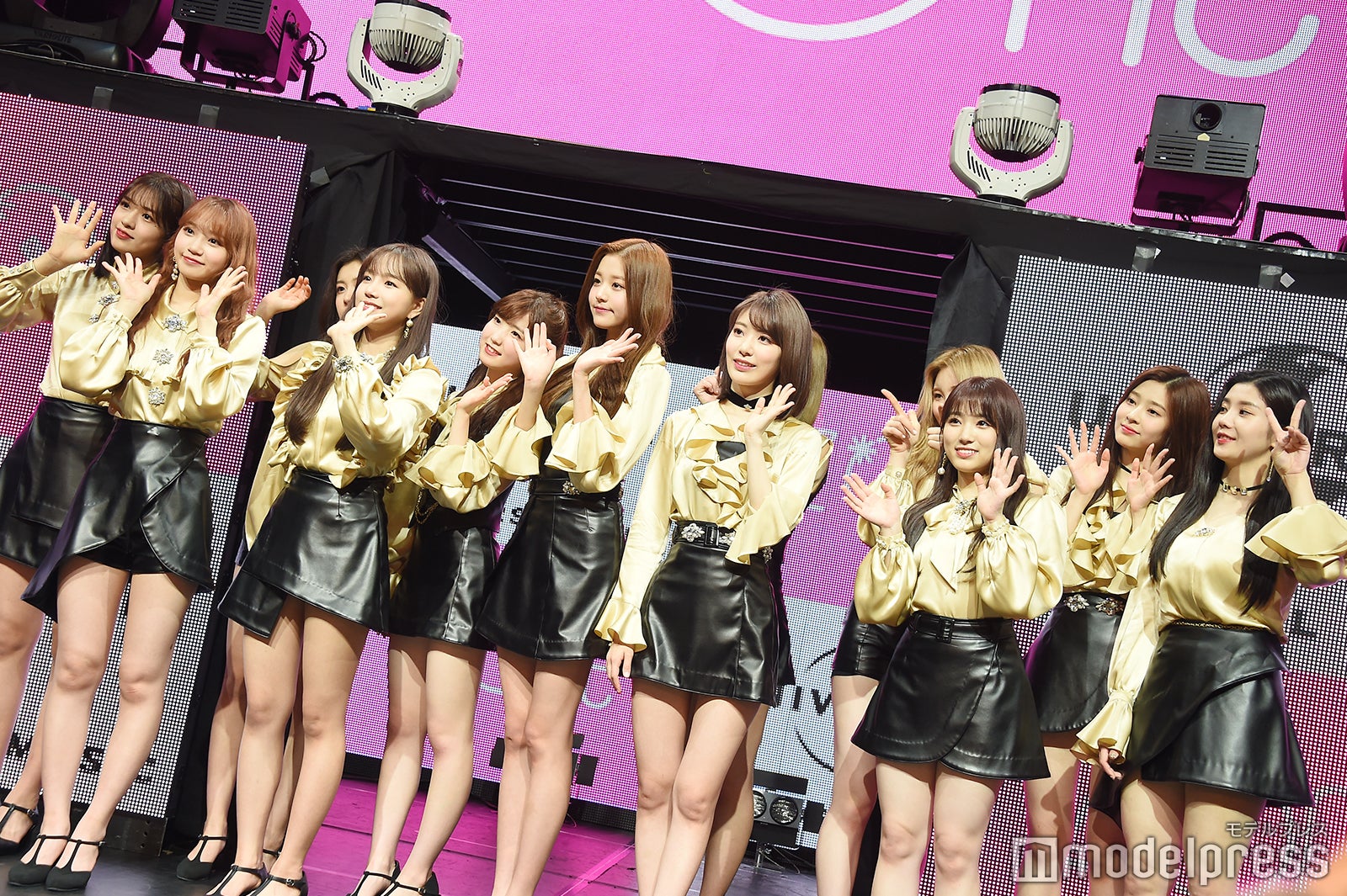 IZ*ONE （C）モデルプレス