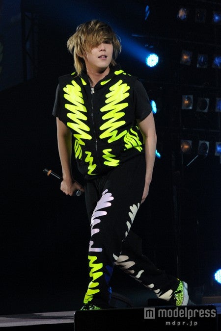 ボーカルのイ・ホンギ