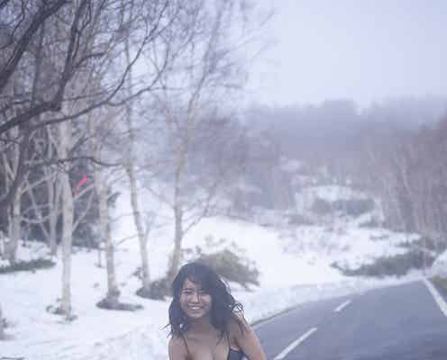 大原優乃、雪山で豊満バスト大胆披露 2nd写真集未公開カット解禁