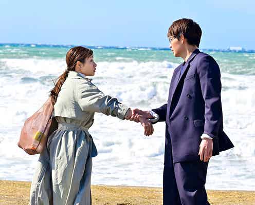 海音(石原さとみ)は人間じゃない?「恋はDeepに」予告に驚きの声 倫太郎(綾野剛)とのキスにも反響