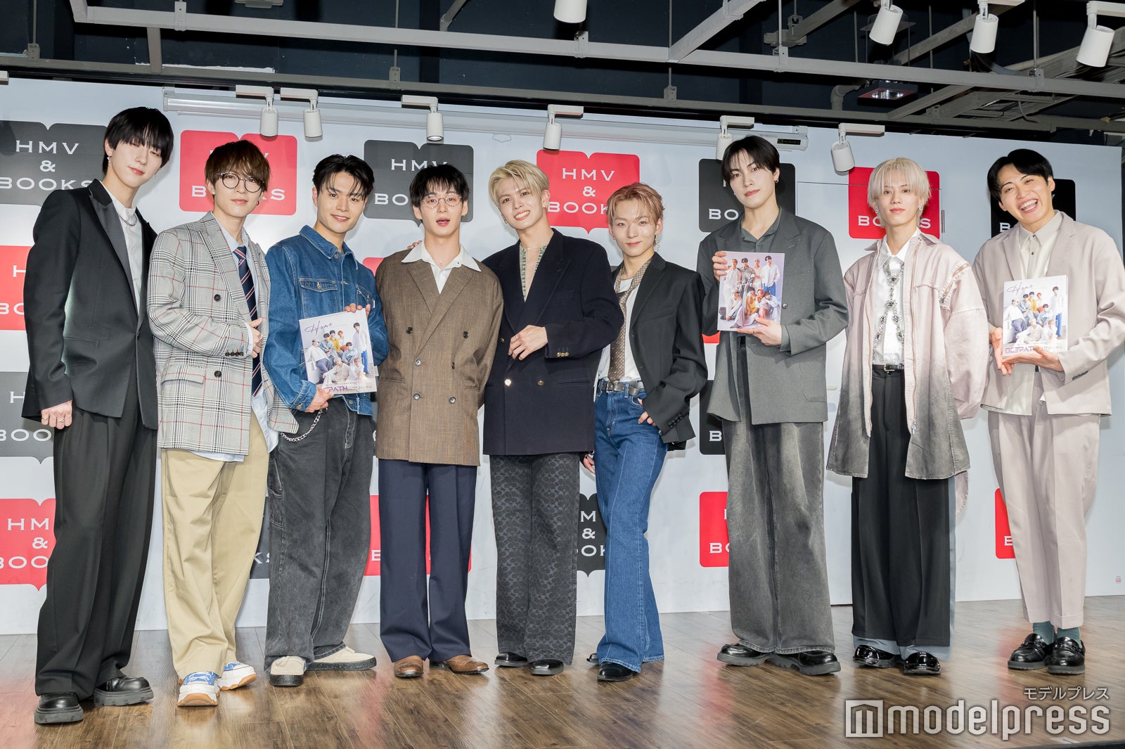 （左から）四谷真佑、高橋わたる、海帆、太田駿静、栗田航兵、古瀬直輝、西島蓮汰、小堀柊、池田直人（C）モデルプレス