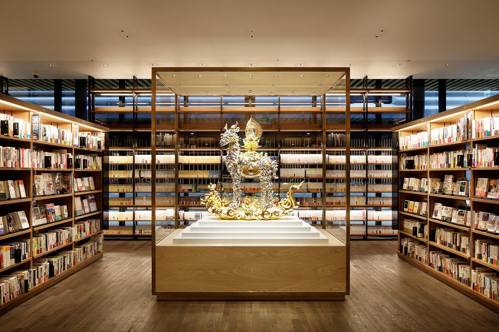 奈良 蔦屋書店／画像提供：蔦屋書店