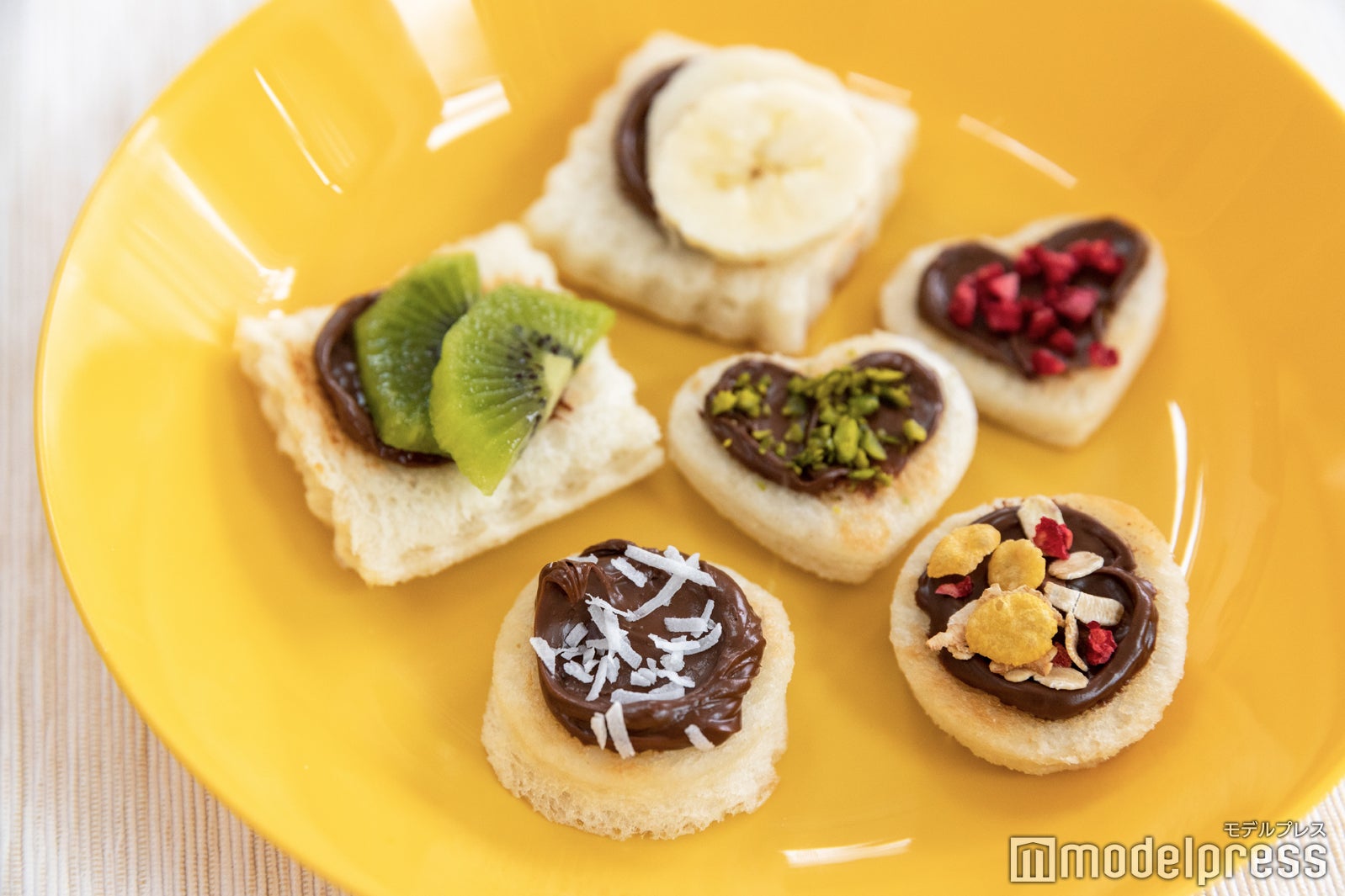 （C）モデルプレス