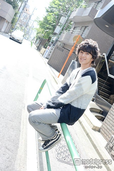 MASAKI/ニット「insonnia」、パンツ「LOVELESS」