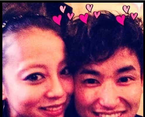 あびる優、イケメン夫とのラブラブ2ショットに「美男美女すぎる」の声