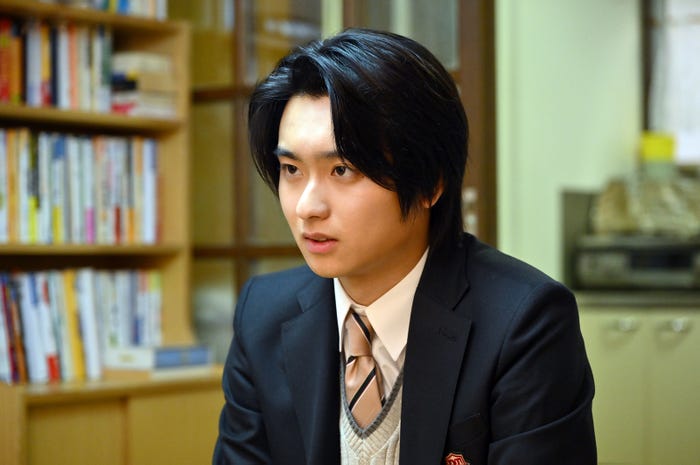 奥平大兼「御上先生」(C)TBS