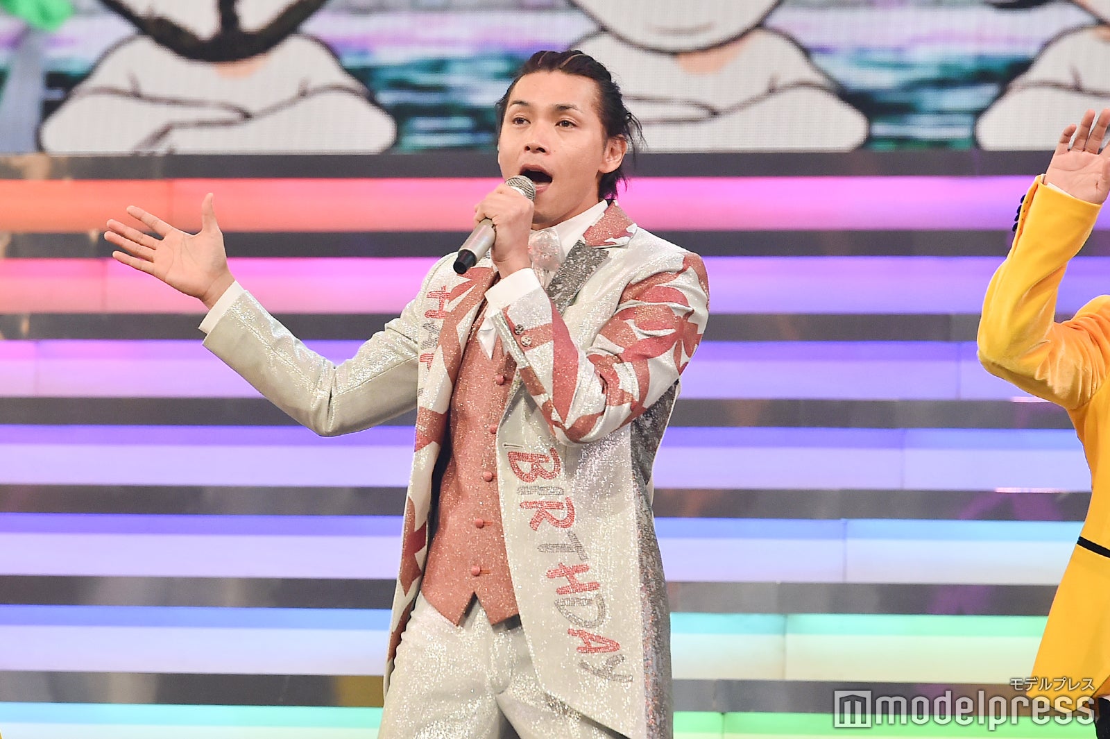 純烈＆DA PUMPステージ（C）モデルプレス