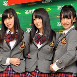 NMB48(写真左から:上西恵、渡辺美優紀、山本彩、福本愛菜、小谷里歩)