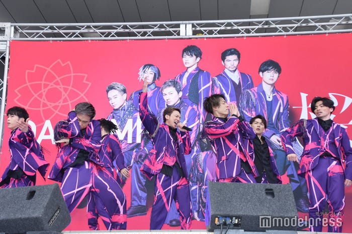 DA PUMP (C)モデルプレス