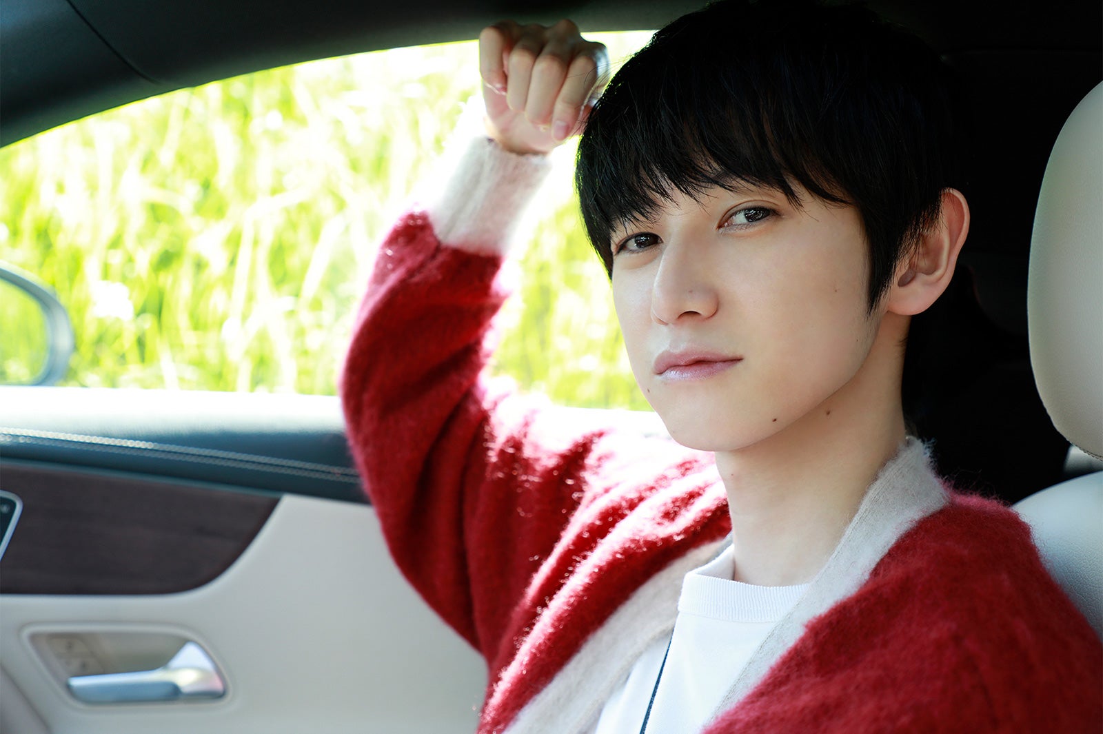 『本郷奏多カレンダー2022』楽天ブックス特典カット（C）SDP