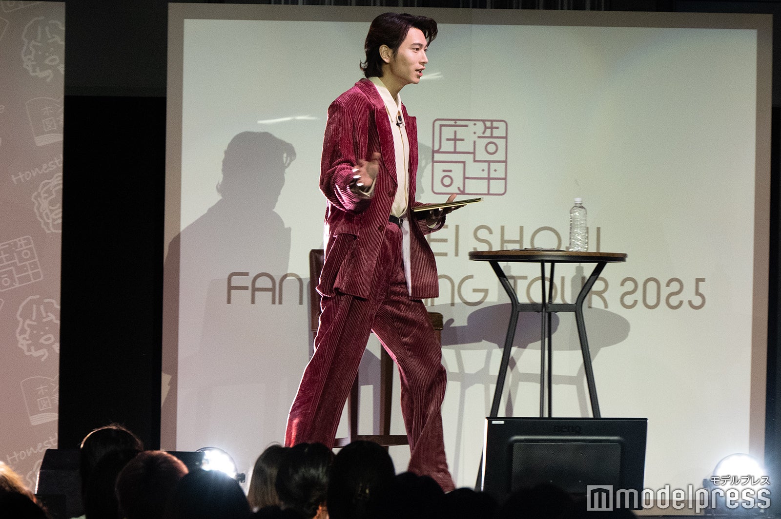 オープニングで颯爽と登場する庄司浩平（C）モデルプレス