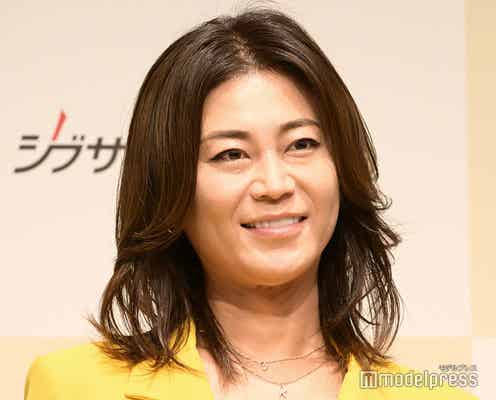 氷川きよし、ファッションに合わせたネイル披露「指先までお洒落」「手も綺麗」の声