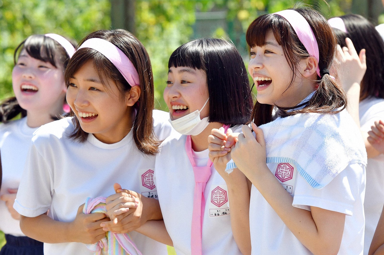 小野莉奈、西本まりん、中田青渚／「中学聖日記」第2話より（C）TBS