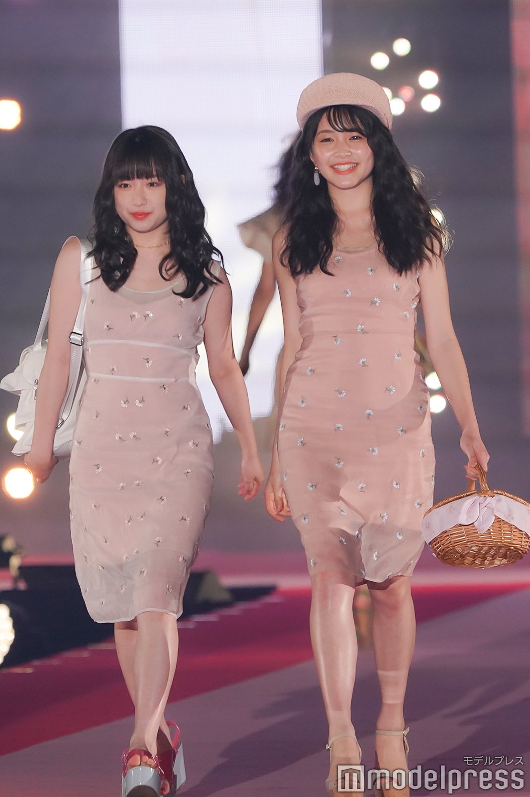 吉田凜音＆久間田琳加（C）モデルプレス