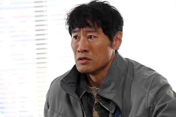 平山祐介「ダブルチート 偽りの警官 Season1」第3話より(C)テレビ東京 WOWOW