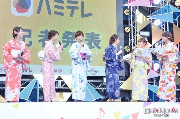 6人でトークを展開