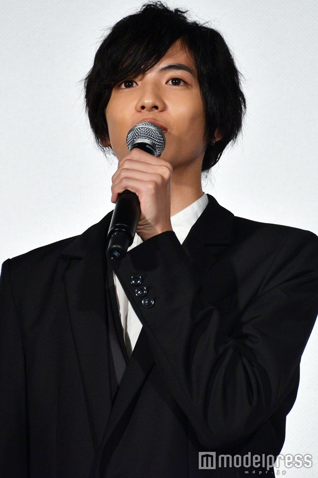 志尊淳、ムロツヨシに「助けていただいた」“裸の初対面”を回顧