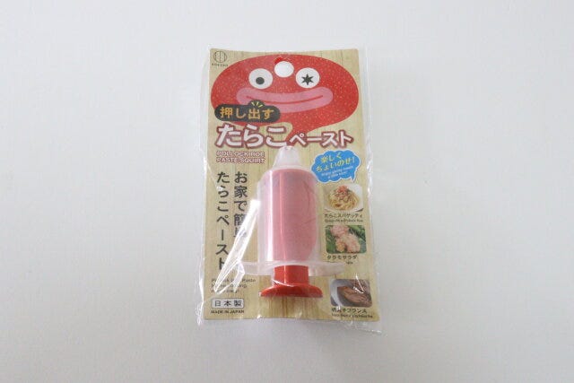 ダイソーの押し出すたらこペーストのパッケージ