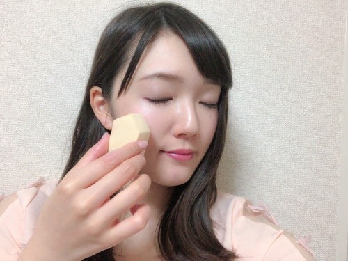 スポンジで叩き込む