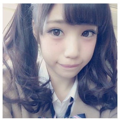 “りなぽちゃ”こと飯泉吏南／Twitterより