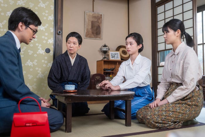 北村匠海、江口のりこ、河合優実、原菜乃華「あんぱん」第82話(C)NHK