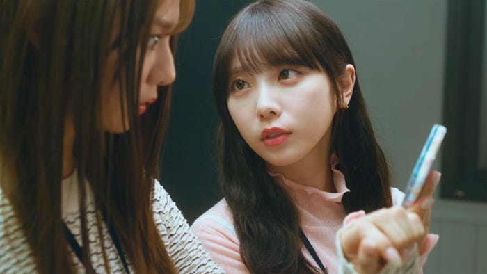 川津明日香、与田祐希(提供写真)