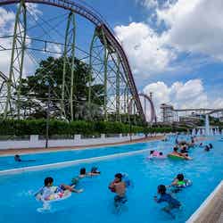 プールWAI全景/画像提供:よみうりランド