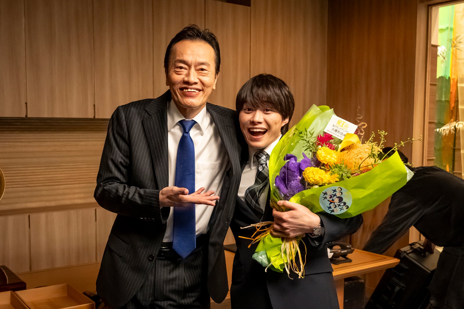 遠藤憲一主演「民王R」万感の思いで撮了 大橋和也のコメントに“素早いツッコミ”も