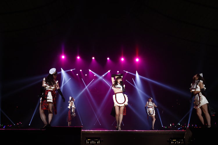 画像4 22 Ute 網タイツのセクシーナースでハロウィンライブ 鈴木愛理 X Scandal 一夜限定コラボ に 死んでもいいです モデルプレス