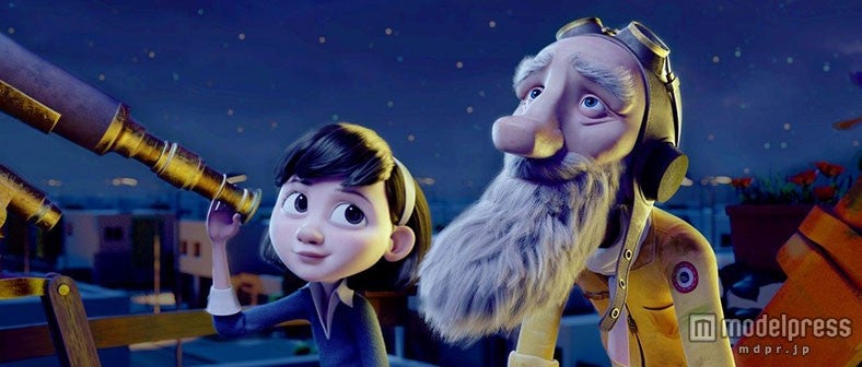 おじいさんとの出会いで少女に変化が（C）2015 LPPTV – LITTLE PRINCESS – ON ENT – ORANGE STUDIO - M6 FILMS – LUCKY RED