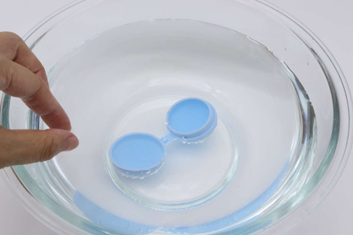 ダイソーのくり返しつかえるみずふうせんを開く