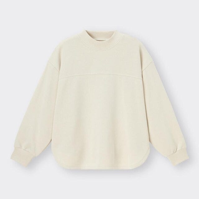 GU　スウェット　トップス
