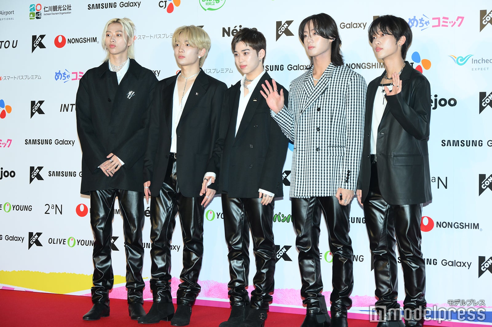 ホ・ミン、オム・テミン、福嶌崇人、キム・ヒョンユル、ソン・ギユン／Hi-Fi Un!corn（C）モデルプレス