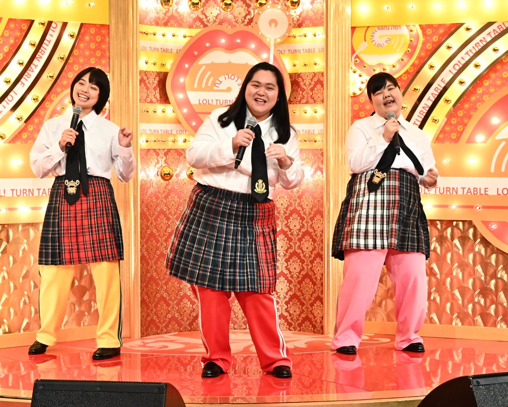 『歌ネタゴングSHOW　爆笑！ターンテーブル』より（C）TBS