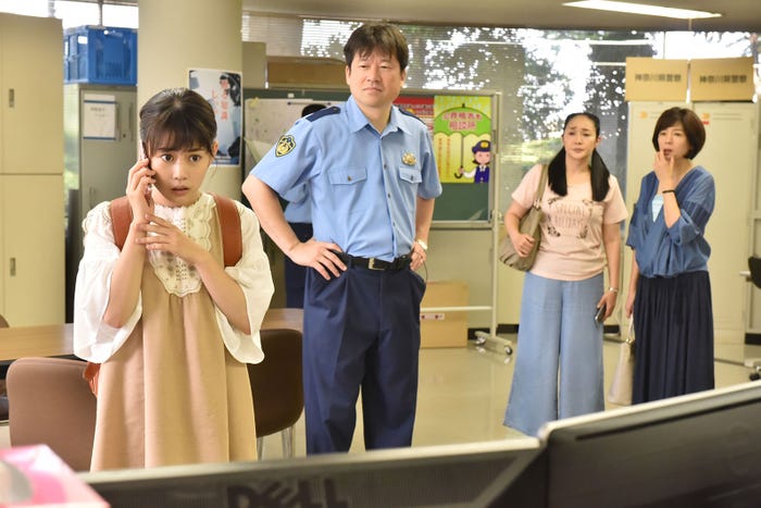 高畑充希、佐藤二朗、西尾まり、中島ひろ子/「過保護のカホコ」最終話より(画像提供:日本テレビ)