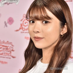馬場ふみか「anan」美乳特集が話題“ふみかボディ”の秘訣は?<GirlsAward 2019 A/W フィッティングに潜入/私服公開>