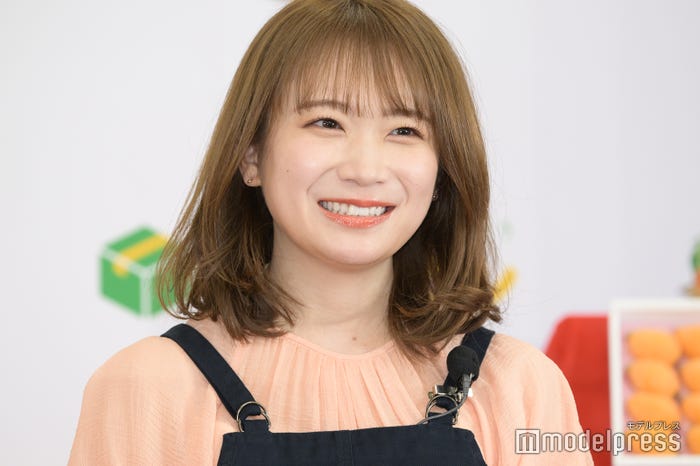 秋元真夏(C)モデルプレス