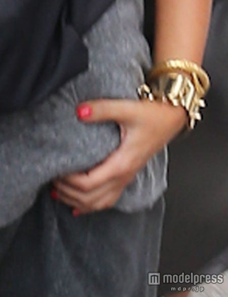 キム・カーダシアン、人前で恋人カニエの大事なところをつかむ！