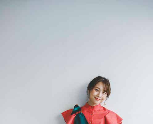 第2子妊娠中の鈴木あきえ、ふっくらお腹で表紙登場「赤ちゃんと協力して自分達らしく乗り越えたい」