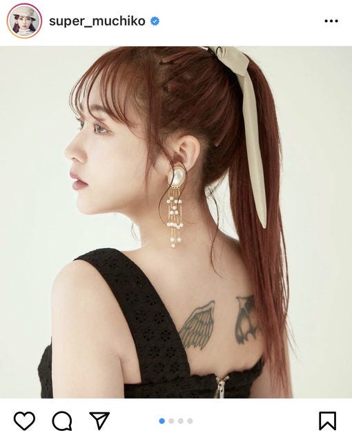 天使と悪魔の羽 てんちむの背中のタトゥーに センス抜群 の声 モデルプレス 天使と悪魔の羽 てんちむの背中のタトゥーに センス抜群 の声 モデルプレス